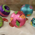 01.12.2016 Kielce. Wystawa bombek z Miechowa w WDK / Jarosław Kubalski / Radio Kielce