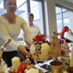 05.12.2016 Kielce. Kiermasz świąteczny w Starostwie Powiatowym. / Jarosław Kubalski / Radio Kielce