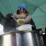 05.12.2016 Kielce. Zupa wsparcia dla Towarzystwa Pomocy imienia świętego Brata Alberta. / Jarosław Kubalski / Radio Kielce