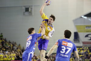 `06.12.2016 Kielce. Mecz PGNiG Superligi Vive Tauron Kielce _ Wisła Płock. / Jarosław Kubalski / Radio Kielce