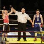 09.12.2016 Chęciny. IV Międzynarodowy Memoriał Bokserski im. Leszka Drogosza. Walka Adrian Kowal KKB Rush (czerwony) - Thomas Casey Irlandia. / Jarosław Kubalski / Radio Kielce