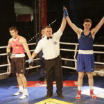 09.12.2016 Chęciny. IV Międzynarodowy Memoriał Bokserski im. Leszka Drogosza. Walka Bartosz Gołębiewski KKB Rush (czerwony) - Michael Nevin Irlandia. / Jarosław Kubalski / Radio Kielce