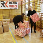 11.12.2016 Kielce. Szlachetna Paczka. Magazyn w LO im. C.K Norwida. / Jarosław Kubalski / Radio Kielce