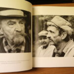 15.12.2016 Ostrowiec Świętokrzyski. "Choinka pod choinkę". Studio  odwiedził Marek Cichosz, zastępca dyrektora MCK w Ostrowcu z prezentami. / Jarosław Kubalski / Radio Kielce