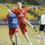 15.12.2016 Kielce. Trening reprezentacji Polski w piłce ręcznej w Hali Legionów. / Jarosław Kubalski / Radio Kielce