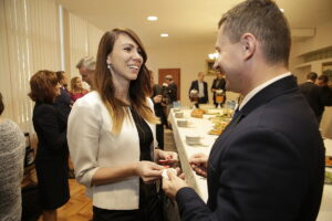 21.12.2016 Kielce. Spotkanie opłatkowe wojewody z dziennikarzami. / Jarosław Kubalski / Radio Kielce