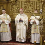 25.12.2016 Kielce. Katedra. Pasterka. Mszę poprowadził biskup Jan Piotrowski. / Jarosław Kubalski / Radio Kielce