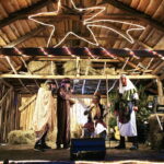 25.12.2016 Chęciny. Żywa szopka i jasełka w klasztorze franciszkanów. / Jarosław Kubalski / Radio Kielce