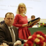 29.12.2016 Kielce. Sesja Sejmiku Województwa Świętokrzyskiego. Podpisanie umowy z funduszami pożyczkowymi i poręczeniowymi z regionu. / Jarosław Kubalski / Radio Kielce