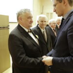 29.12.2016 Kielce. Sesja Sejmiku Województwa Świętokrzyskiego. Wręczenie Odznaki Honorowej Województwa Świętokrzyskiego dla Jerzego Białoboka. / Jarosław Kubalski / Radio Kielce