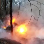 01.12.2016. Pożar używanej odzieży przy ul. Elaboracja w Wąchocku / Tomasz Piwko / Radio Kielce