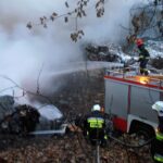 01.12.2016. Pożar używanej odzieży przy ul. Elaboracja w Wąchocku / Tomasz Piwko / Radio Kielce