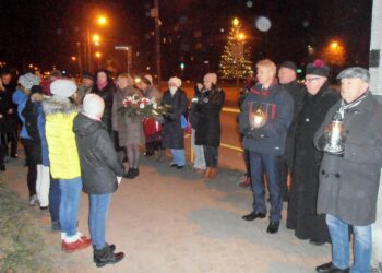 13.12.2016. Obchody rocznicy stanu wojennego w Starachowicach / Tomasz Piwko / Radio Kielce