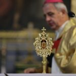 03.12.2016. Wprowadzenie relikwii św. Mikołaja do kościoła w Lisowie / Wojciech Habdas / Radio Kielce