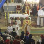 03.12.2016. Wprowadzenie relikwii św. Mikołaja do kościoła w Lisowie / Wojciech Habdas / Radio Kielce