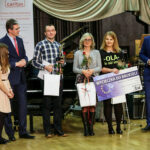 5.12.2016 Kielce. Gala Wolontariatu. Wręczenie statuetek "Laur Wolontariatu". / Wojciech Habdas / Radio Kielce