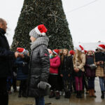 6.12.2016 Kielce. Choinka na Rynku rozbłysnęła tysiącem światełek. / Wojciech Habdas / Radio Kielce