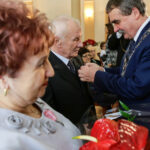 7.12.2016 Kielce. Prezydent wręczył medale za długoletnie pożycie małżeńskie. / Wojciech Habdas / Radio Kielce