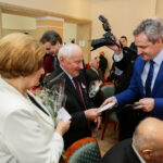 7.12.2016 Kielce. Prezydent wręczył medale za długoletnie pożycie małżeńskie. / Wojciech Habdas / Radio Kielce