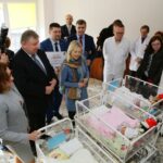 08.12.2016. Trojaczki opuściły szpital wojewódzki w Kielcach / Wojciech Habdas / Radio Kielce