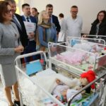 08.12.2016. Trojaczki opuściły szpital wojewódzki w Kielcach / Wojciech Habdas / Radio Kielce