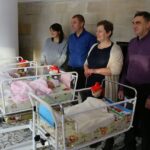 08.12.2016. Trojaczki opuściły szpital wojewódzki w Kielcach / Wojciech Habdas / Radio Kielce