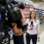 8.12.2016 Kielce. Radio Kielce i TVP3 Kielce włączyły się w akcję "Szlachetna Paczka" / Wojciech Habdas / Radio Kielce