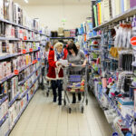 8.12.2016 Kielce. Radio Kielce i TVP3 Kielce włączyły się w akcję "Szlachetna Paczka" / Wojciech Habdas / Radio Kielce