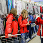 8.12.2016 Kielce. Radio Kielce i TVP3 Kielce włączyły się w akcję "Szlachetna Paczka" / Wojciech Habdas / Radio Kielce