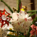 15.12.2016 Kielce. Choinka pod choinkę - drzewko przygotowane przez dzieci z Ostrowca Świętokrzyskiego. / Wojciech Habdas / Radio Kielce