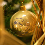 15.12.2016 Kielce. Choinka pod choinkę - drzewko przygotowane przez dzieci z Ostrowca Świętokrzyskiego. / Wojciech Habdas / Radio Kielce