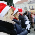 20.12.2016 Kielce. Wspólne kolędowanie  na Rynku / Wojciech Habdas / Radio Kielce