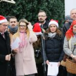 20.12.2016 Kielce. Wspólne kolędowanie  na Rynku / Wojciech Habdas / Radio Kielce