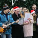 20.12.2016 Kielce. Wspólne kolędowanie  na Rynku / Wojciech Habdas / Radio Kielce