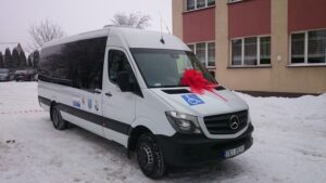 Specjalistyczny samochód dla Warsztatu Terapii Zajęciowej w Belnie (19 stycznia 2017 r) / Krzysztof Bujnowicz / Radio Kielce