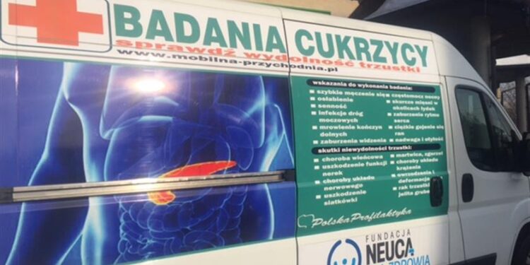 Diabetobus w Kielcach - Radio Kielce diabetobus / Iwona Murawska / Radio Kielce