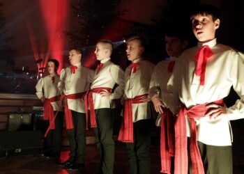 29.12.2016 Kościół św. Jadwigi Królowej. Finałowy koncert X Świętokrzyskiego Festiwalu Kolęd i Pastorałek / Jarosław Kubalski / Radio Kielce