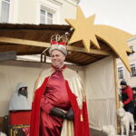 06.01.2017 Kielce. Orszak Trzech Króli. Bertus Servaas jako Melchior. / Jarosław Kubalski / Radio Kielce