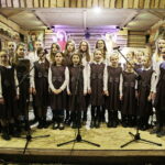 06.01.2017 Kielce. II Festiwal Kolęd i Pastorałek "Żołnierskie kolędowanie" w Kościele Garnizonowym. Zespół BONUS. / Jarosław Kubalski / Radio Kielce