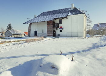 11.01.2017 Nowa Słupia. Dom opata. tzw. Opatówka. / Jarosław Kubalski / Radio Kielce