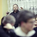 12.01.2017 Kielce. Wiceprezydent miasta Andrzej Sygut spotkał się z rodzicami w sprawie przeniesienia Szkoły Podstawowej nr 1. / Jarosław Kubalski / Radio Kielce