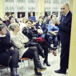 12.01.2017 Kielce. Wiceprezydent miasta Andrzej Sygut spotkał się z rodzicami w sprawie przeniesienia Szkoły Podstawowej nr 1. / Jarosław Kubalski / Radio Kielce