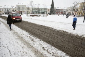 12.01.2016 Kielce. Zima w mieście. / Jarosław Kubalski / Radio Kielce