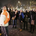 15.01.2017 Kielce. Wielka Orkiestra Świątecznej Pomocy. WOŚP. Pokaz ogni sztucznych. Światełko do Nieba. / Jarosław Kubalski / Radio Kielce