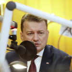 18.01.2017 Kielce. Szef MSWiA Mariusz Błaszczak podczas rozmowy Radiu Kielce. / Jarosław Kubalski / Radio Kielce