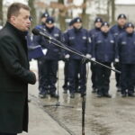 18.01.2017 Nowiny. Szef MSWiA Mariusz Błaszczak otworzył posterunek Policji. / Jarosław Kubalski / Radio Kielce