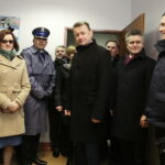 18.01.2017 Nowiny. Szef MSWiA Mariusz Błaszczak otworzył posterunek Policji. / Jarosław Kubalski / Radio Kielce