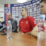 19.01.2017 Kielce. Konferencja prasowa Effectora Kielce. Nowy trener Sinan Tanik. / Jarosław Kubalski / Radio Kielce