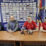 19.01.2017 Kielce. Konferencja prasowa Effectora Kielce. Wiceprezes Wiesław Tkaczuk, prezes Jacek Sęk, trener Sinan Tanik i asystent trenera Adam Swaczyna. / Jarosław Kubalski / Radio Kielce