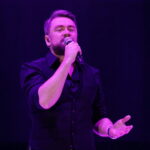 20.01.2017 Kielce. Koncert w Hali Legionów „Betlejem w Kielcach” Kuba Badach. / Jarosław Kubalski / Radio Kielce